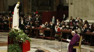 It's a valid question, when you look at the Italian word for "Earth" wildly miss-translated into the English word for "Queen" in the consecration prayer