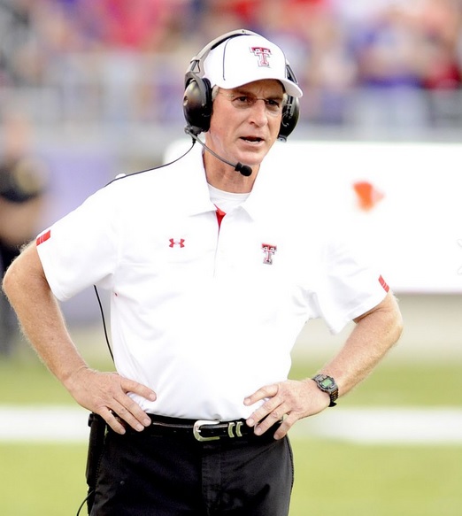 Coach Tommy Tuberville